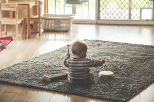 Als Orff-Instrument hat das Tamburin in Kindergärten und Schulen seinen festen Platz